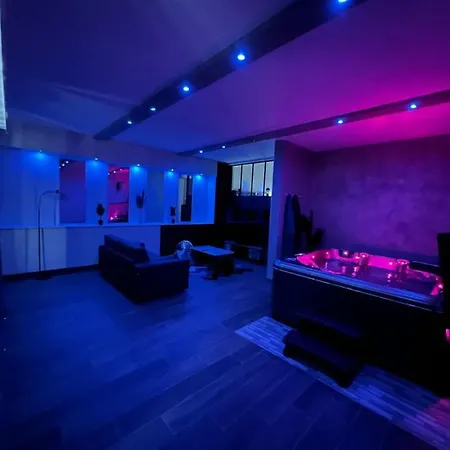 Le 46 : Superbe Appartement Jacuzzi Besancon Exterior photo
