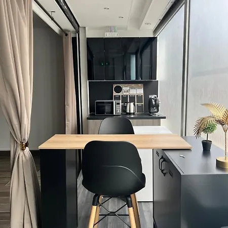 Le 46 : Superbe Appartement Jacuzzi Besancon Exterior photo