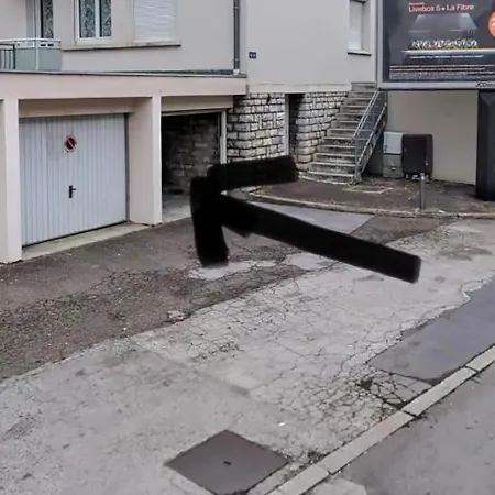 Le 46 : Superbe Appartement Jacuzzi Besancon Exterior photo