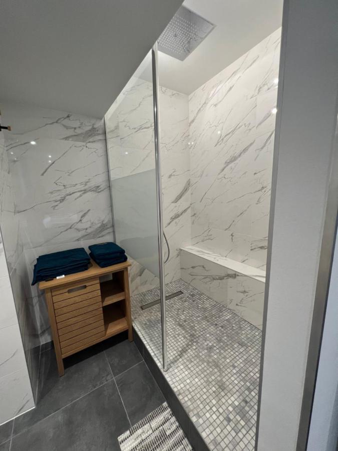 Le 46 : Superbe Jacuzzi